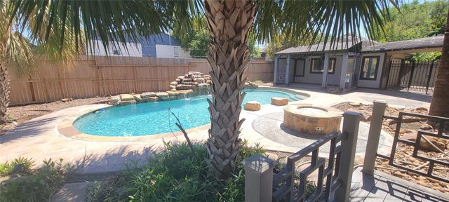 11302 Meadow Lake Drive, Houston, TX 77077