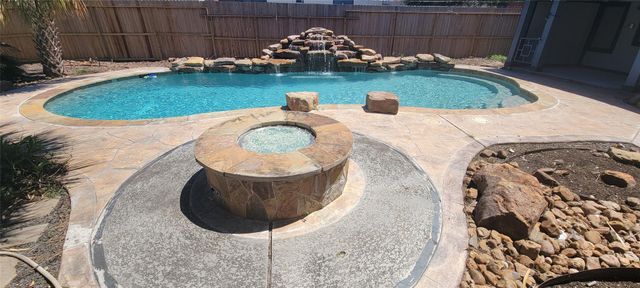 11302 Meadow Lake Drive, Houston, TX 77077