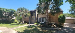 11302 Meadow Lake Drive, Houston, TX 77077