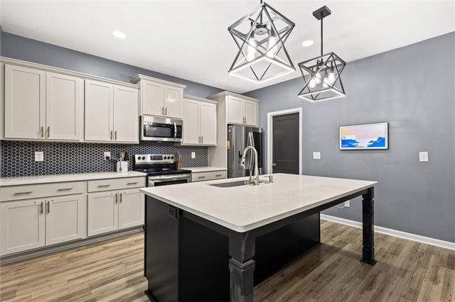 310 Wooded Glen Lane, Carrollton, GA 30117