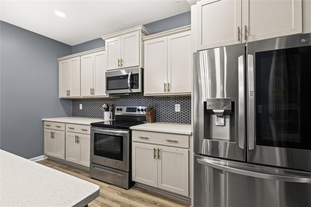 310 Wooded Glen Lane, Carrollton, GA 30117