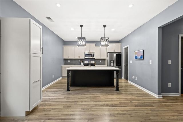 310 Wooded Glen Lane, Carrollton, GA 30117
