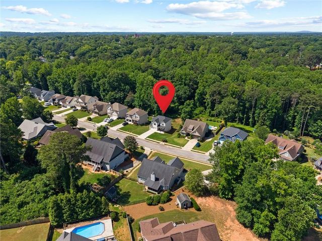 310 Wooded Glen Lane, Carrollton, GA 30117