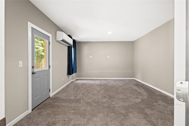 310 Wooded Glen Lane, Carrollton, GA 30117