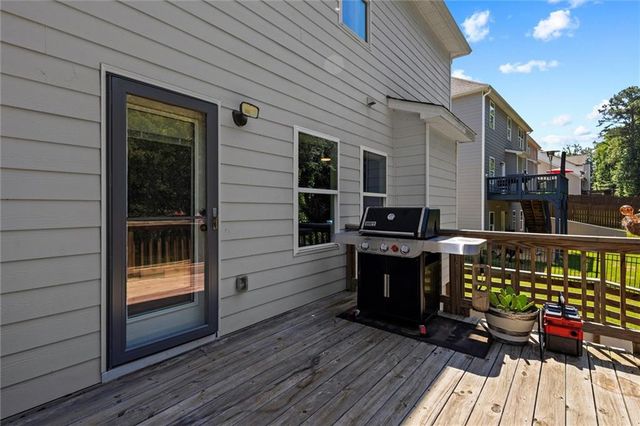 310 Wooded Glen Lane, Carrollton, GA 30117