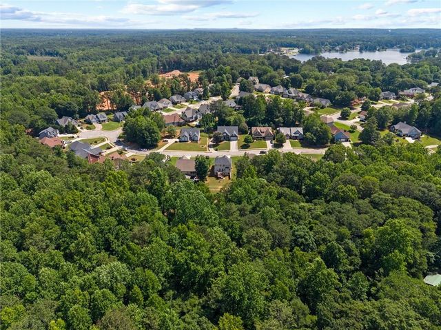 310 Wooded Glen Lane, Carrollton, GA 30117