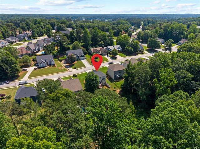 310 Wooded Glen Lane, Carrollton, GA 30117