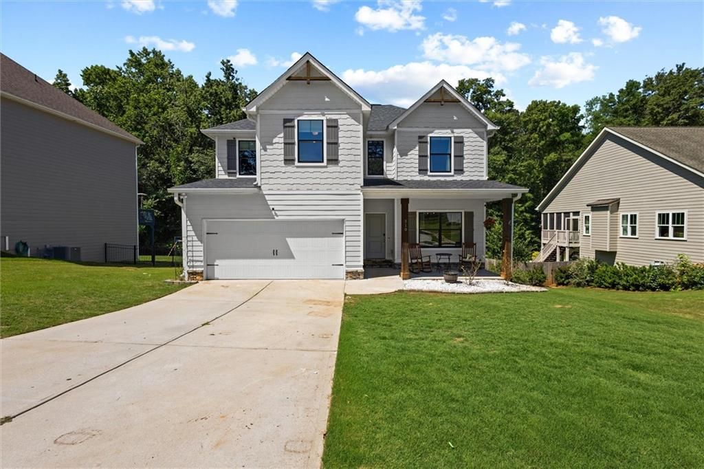 310 Wooded Glen Lane, Carrollton, GA 30117
