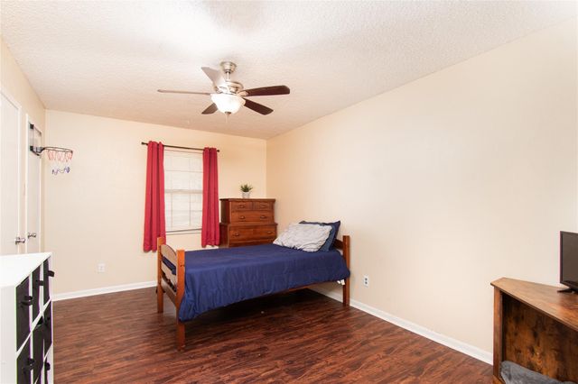 196 Oak Park One, Rockdale, TX 76567