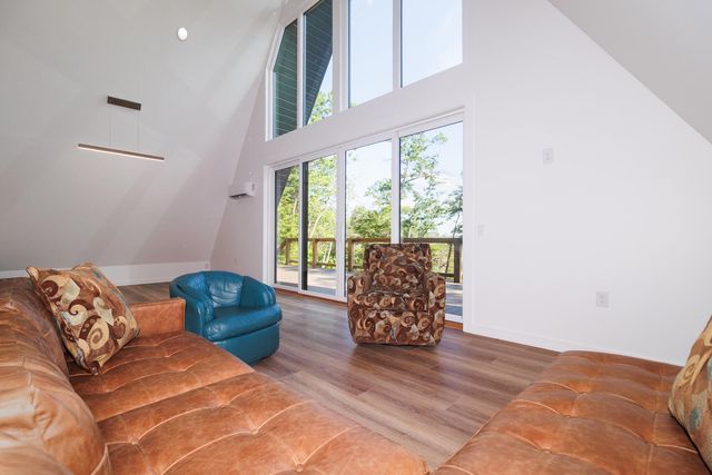 628 Heavenly Lane, Frenchburg, KY 40322