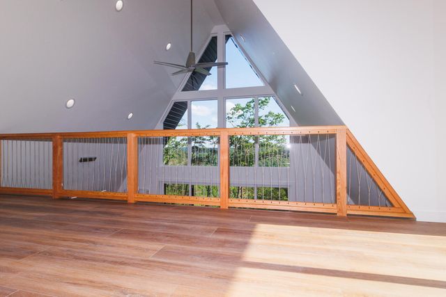 628 Heavenly Lane, Frenchburg, KY 40322