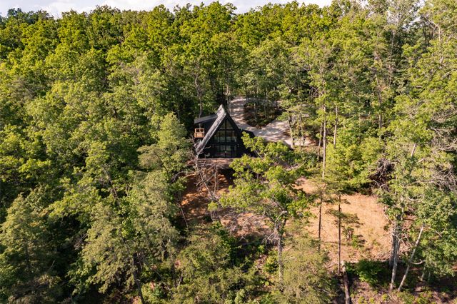 628 Heavenly Lane, Frenchburg, KY 40322