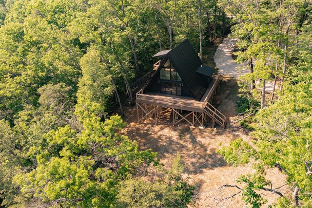 628 Heavenly Lane, Frenchburg, KY 40322