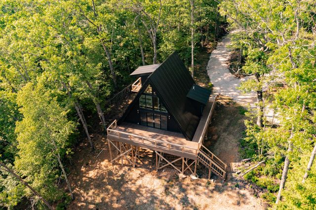 628 Heavenly Lane, Frenchburg, KY 40322