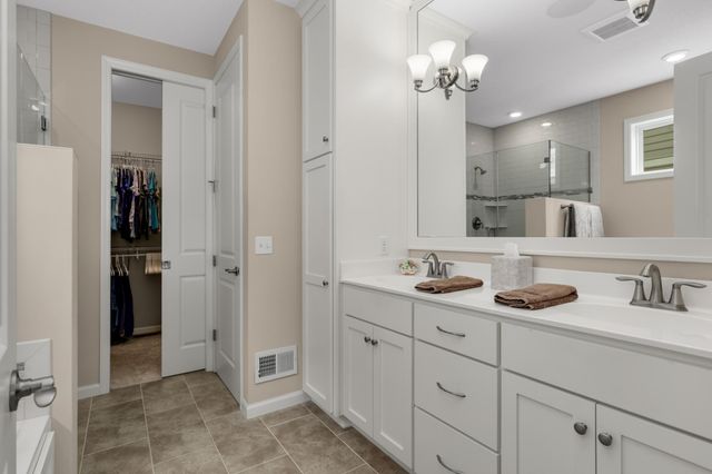 16322 Equestrian Trail, Lakeville, MN 55044