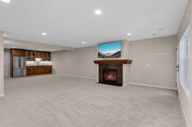 16322 Equestrian Trail, Lakeville, MN 55044