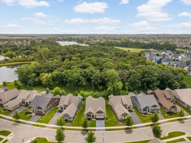 16322 Equestrian Trail, Lakeville, MN 55044