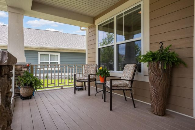 16322 Equestrian Trail, Lakeville, MN 55044