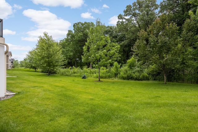 16322 Equestrian Trail, Lakeville, MN 55044