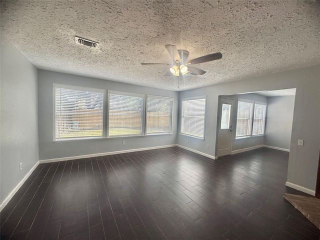 4731 Quillback Drive, Friendswood, TX 77546