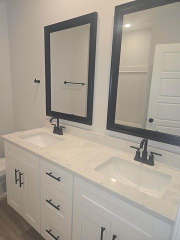 118 Castlewoods Way, Petal, MS 39465