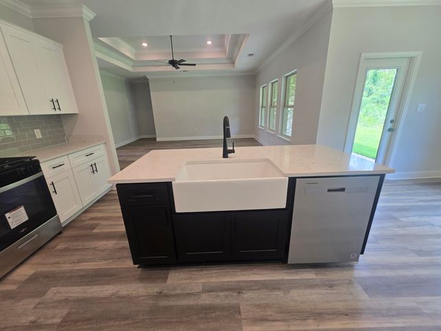 118 Castlewoods Way, Petal, MS 39465