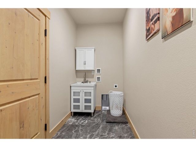 1853 Holloway Dr, Windsor, CO 80550