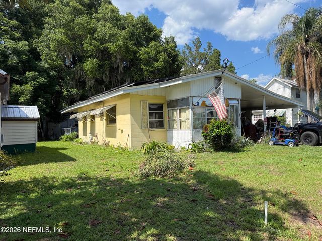 306 EUCALYPTUS Avenue, Crescent City, FL 32112