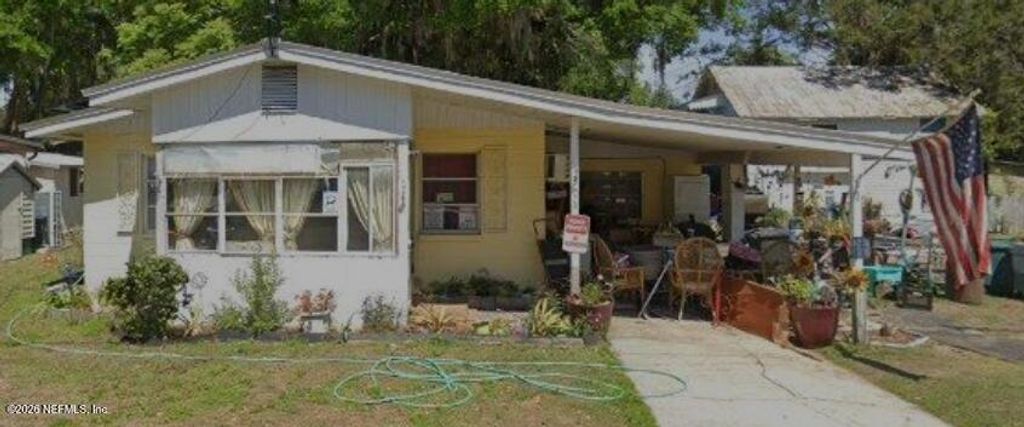 306 EUCALYPTUS Avenue, Crescent City, FL 32112