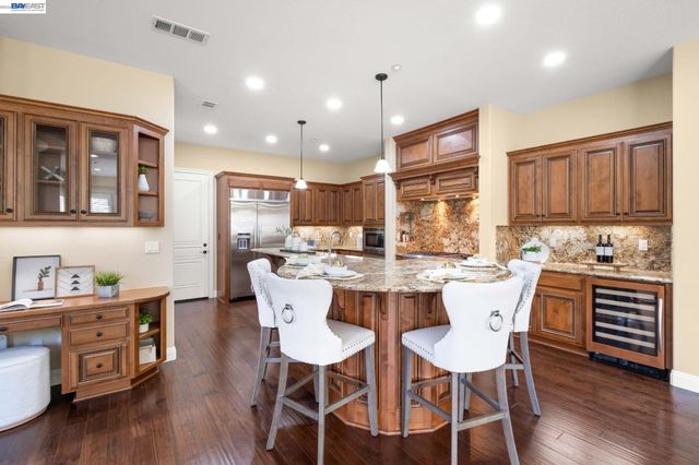 387 Golden Grass Dr, Alamo, CA 94507