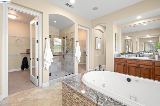 387 Golden Grass Dr, Alamo, CA 94507