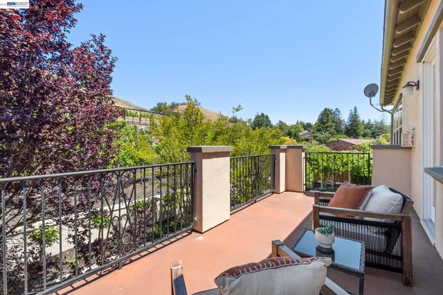 387 Golden Grass Dr, Alamo, CA 94507