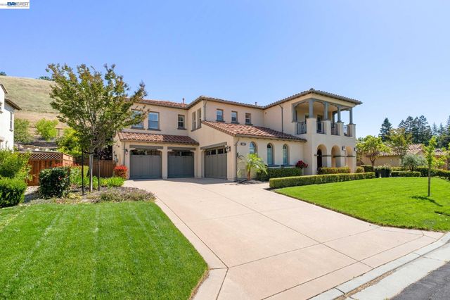 387 Golden Grass Dr, Alamo, CA 94507