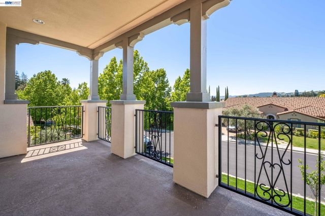 387 Golden Grass Dr, Alamo, CA 94507