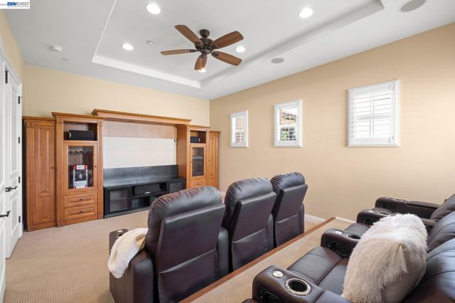 387 Golden Grass Dr, Alamo, CA 94507