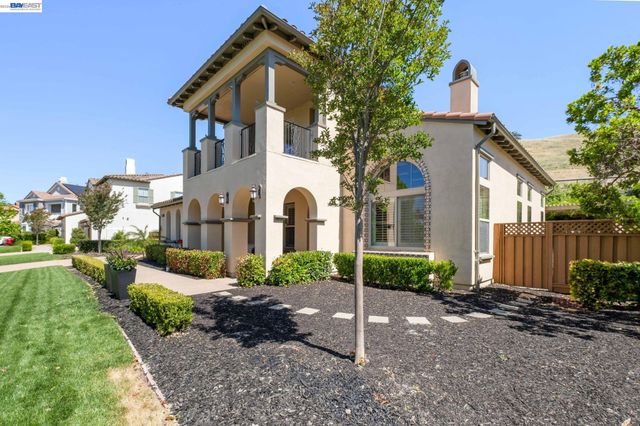 387 Golden Grass Dr, Alamo, CA 94507