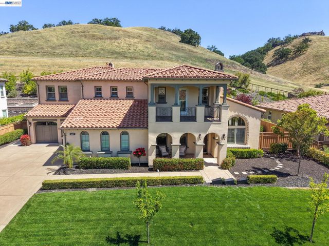 387 Golden Grass Dr, Alamo, CA 94507