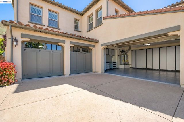 387 Golden Grass Dr, Alamo, CA 94507