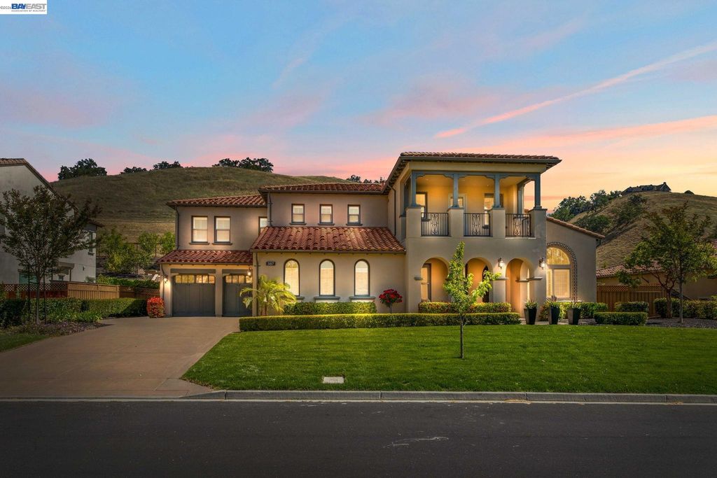 387 Golden Grass Dr, Alamo, CA 94507