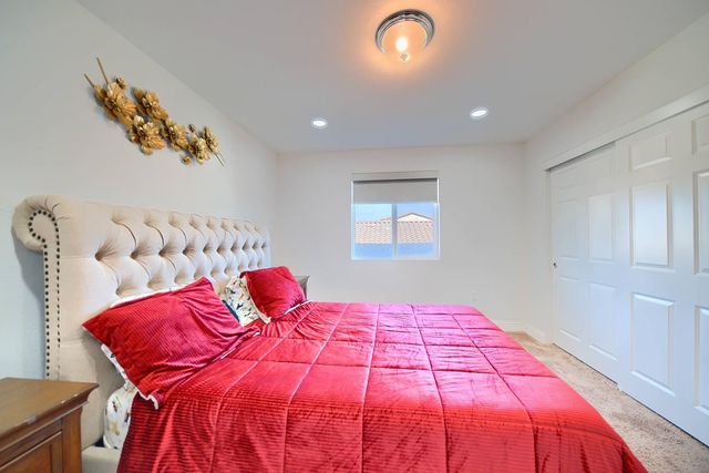 1958 Maiden Grass Ave, Manteca, CA 95337