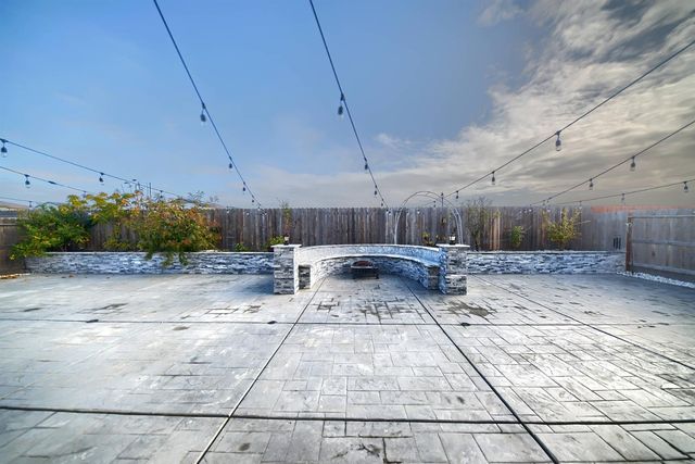 1958 Maiden Grass Ave, Manteca, CA 95337