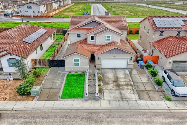 1958 Maiden Grass Ave, Manteca, CA 95337