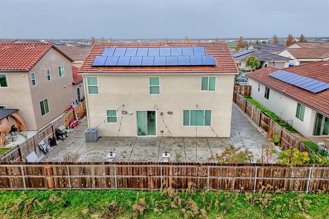 1958 Maiden Grass Ave, Manteca, CA 95337