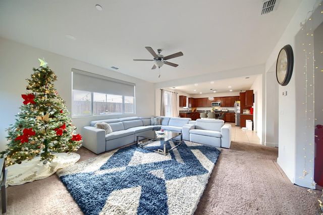 1958 Maiden Grass Ave, Manteca, CA 95337