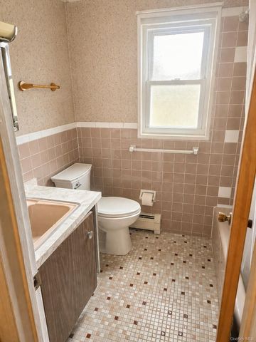 82 Demarest Avenue 16, West Nyack, NY 10994
