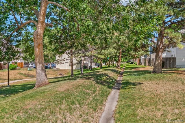 9035 W Floyd Avenue, Lakewood, CO 80227