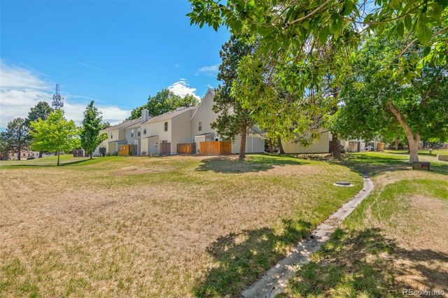 9035 W Floyd Avenue, Lakewood, CO 80227