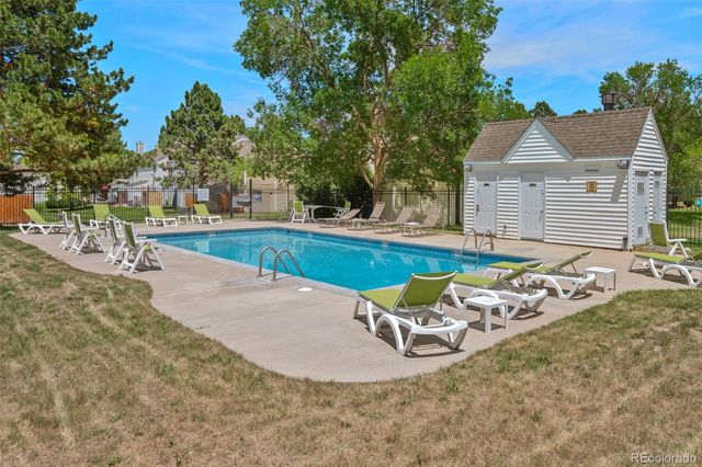 9035 W Floyd Avenue, Lakewood, CO 80227