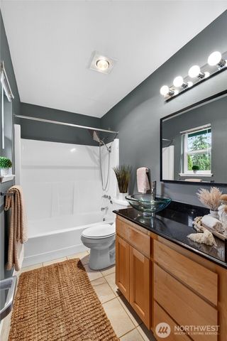 21937 Promontory Court SE, Yelm, WA 98597