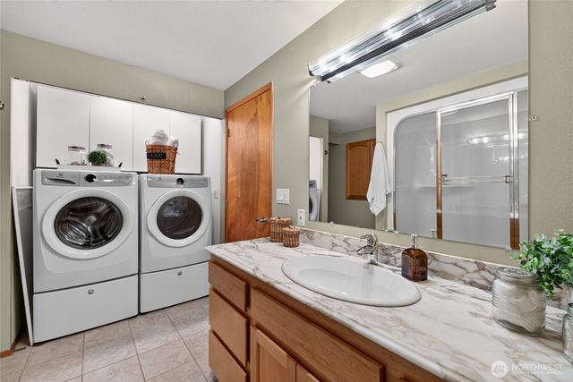 21937 Promontory Court SE, Yelm, WA 98597